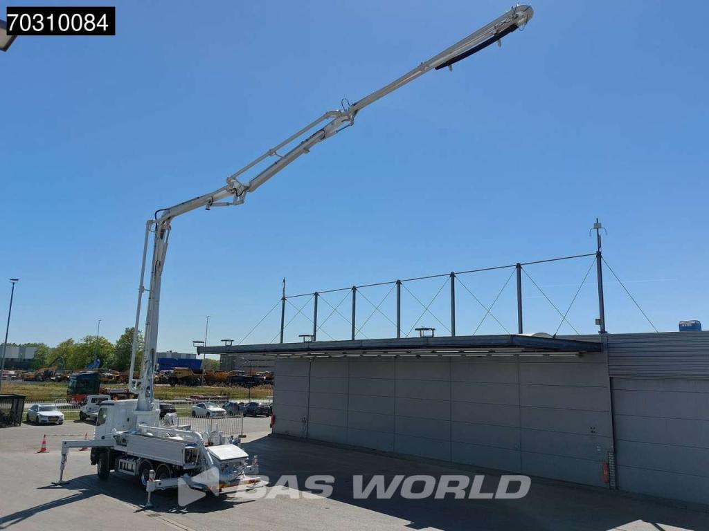 Mercedes-Benz Arocs 2843 Arocs 6X4 NEW! 31mtr 4x extendable Bonneux concrete pump Remote Control Euro 6 Photo 7