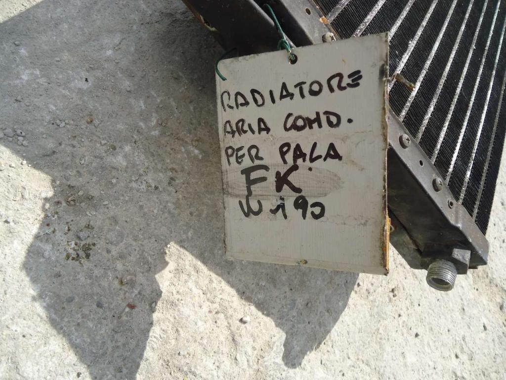 Radiateur climatisation pour Fiat Kobelco W190 Photo 5