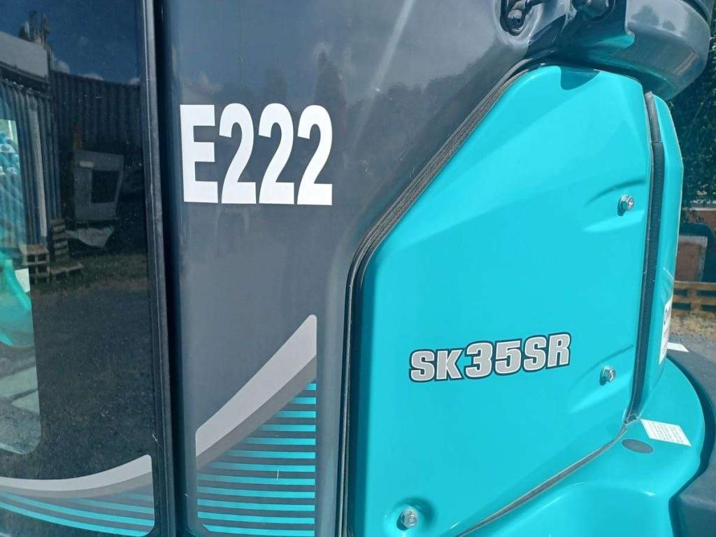 Kobelco SK35SRX-6 Photo 11