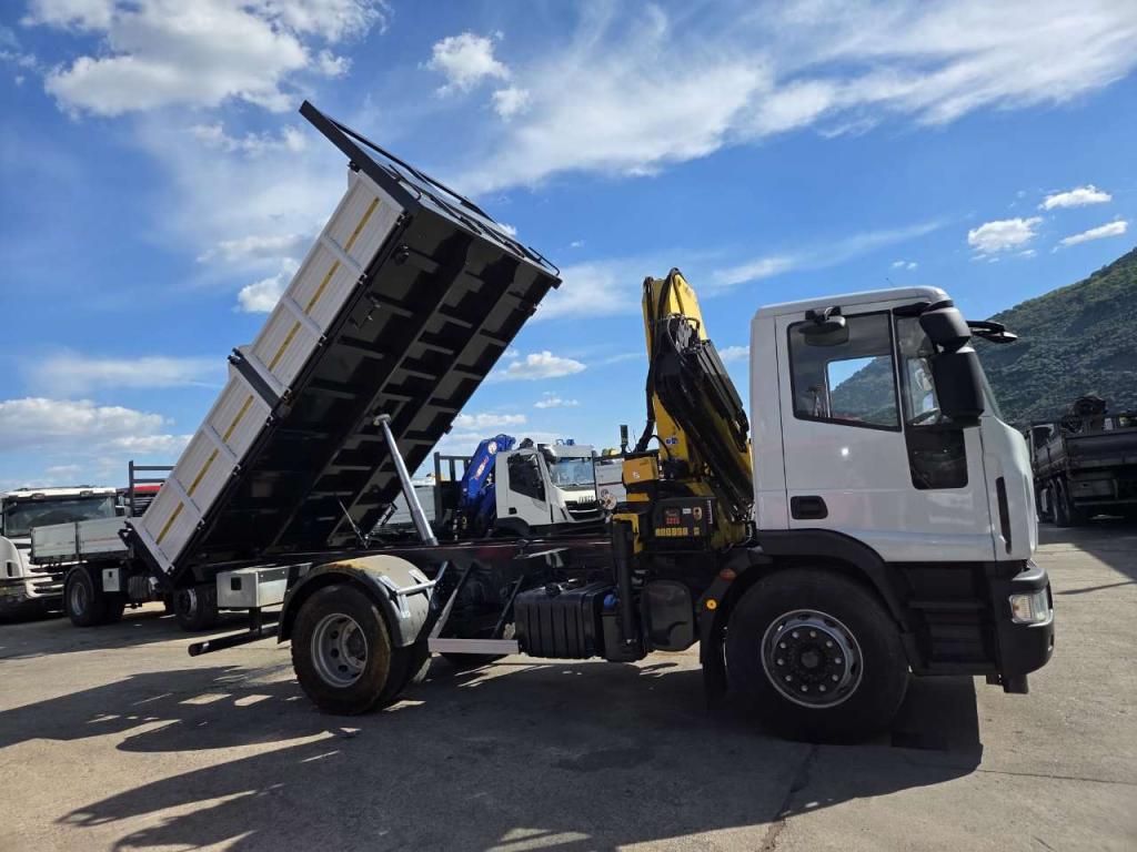 Iveco EUROCARGO 180E25 Photo 24