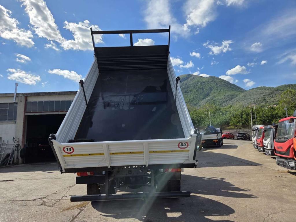 Iveco EUROCARGO 180E25 Photo 28