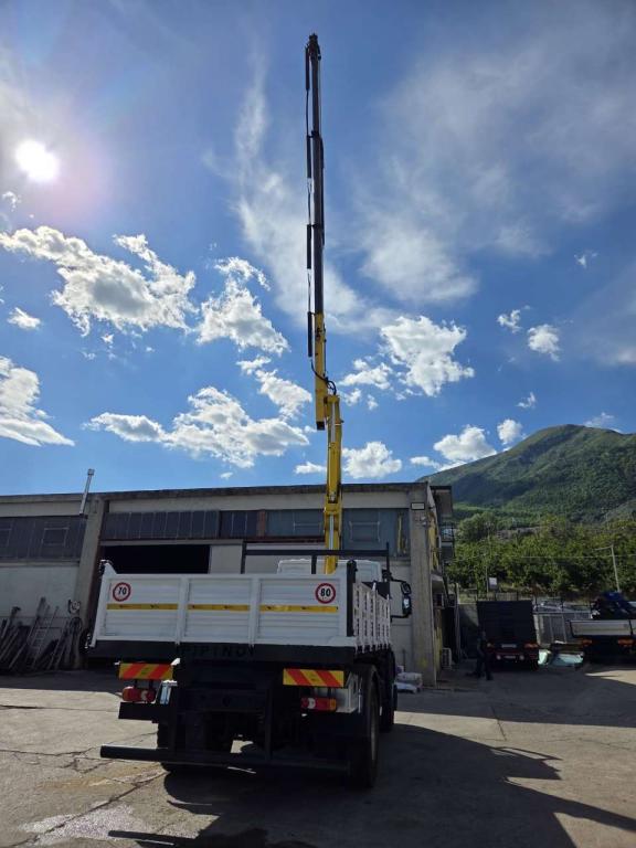 Iveco EUROCARGO 180E25 Photo 3