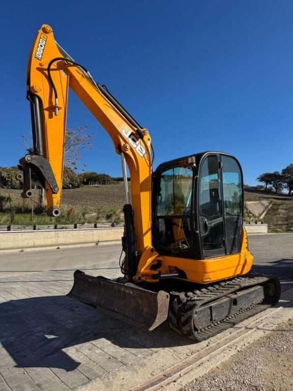 JCB 8065RTS Photo 1