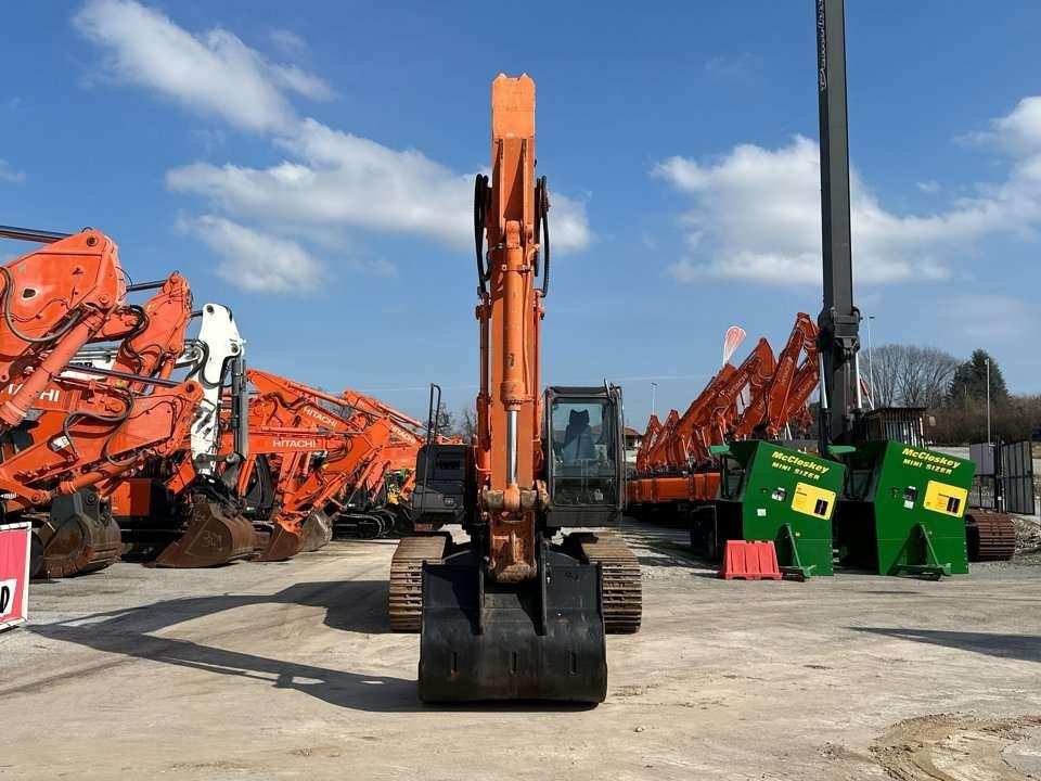 Hitachi ZX280LCN-3 Photo 17