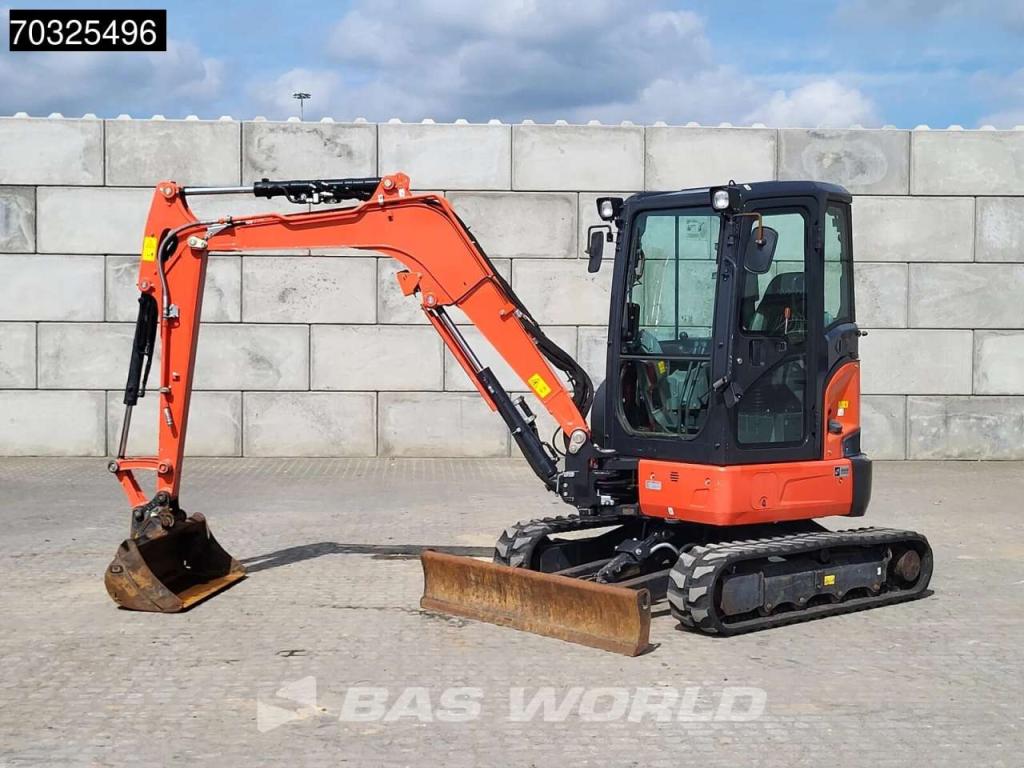 Kubota U36-4 3 Buckets - New Tracks Photo 3