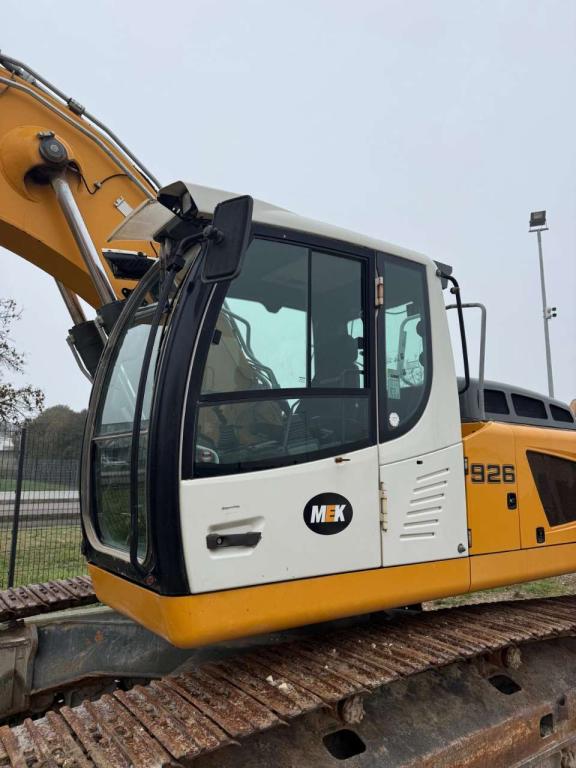 Liebherr R926LC Photo 5