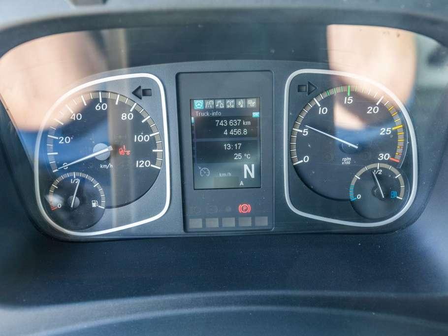 Mercedes-Benz ATEGO 1524 L + DHOLLANDIA 2T. Photo 21