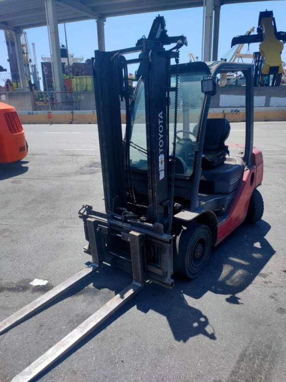 Toyota 02-8FDF25 Photo 1