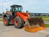 Hitachi ZW220-5B Photo 7 thumbnail