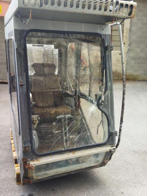 Cabine pour Hitachi EX serie 400-800 Photo 5