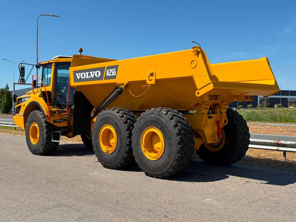 Volvo A25G Photo 3
