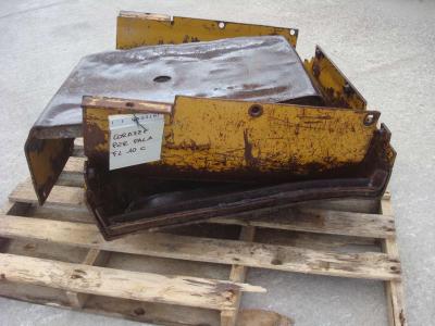 Plaques de blindage inférieure pour Fiat Allis FL10C Photo 1