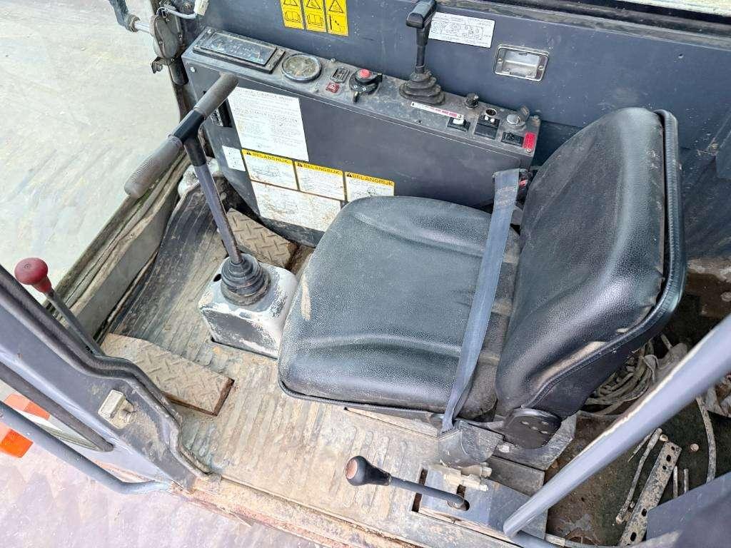 IHI IC100 - Isuzu Engine / Track Dumper Photo 10