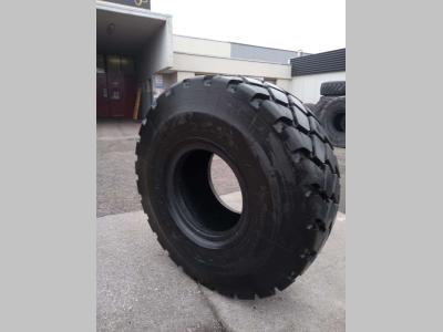 Goodyear 23.5R25 GP3E en vente par Piave Tyres Srl