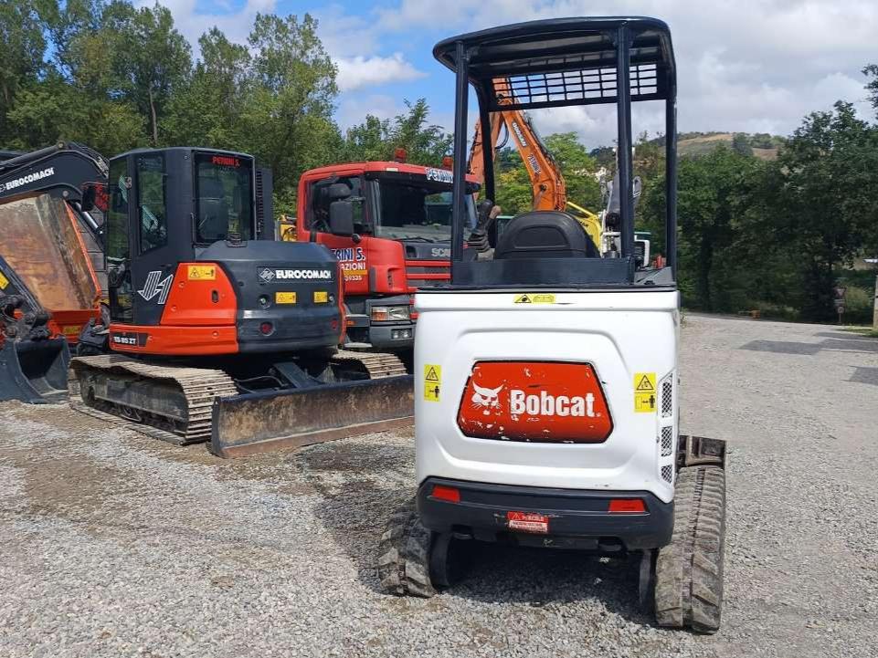 Bobcat E19 Photo 3