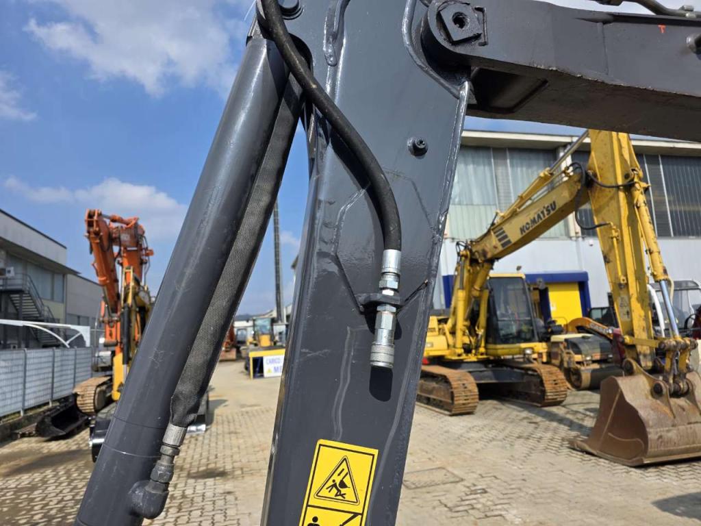 Volvo ECR 48 C Photo 17