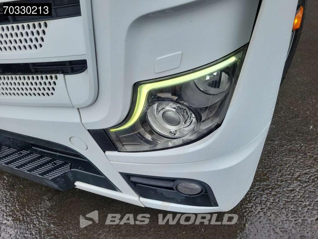Mercedes-Benz Actros 1848 Actros 4X2 GigaSpace Mega 2x Tanks Navi ACC Photo 7