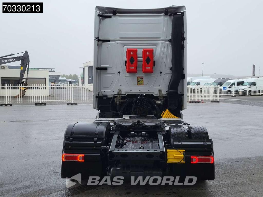Mercedes Actros 1848 Actros 4X2 GigaSpace Mega 2x Tanks Navi ACC Photo 10