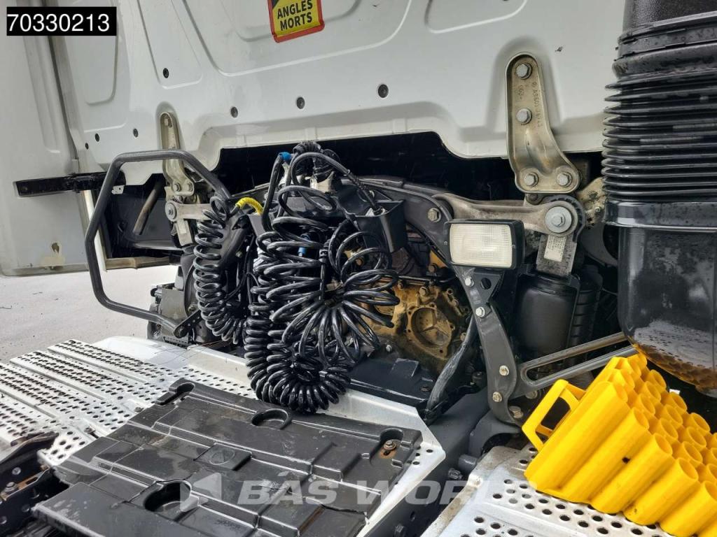 Mercedes Actros 1848 Actros 4X2 GigaSpace Mega 2x Tanks Navi ACC Photo 14