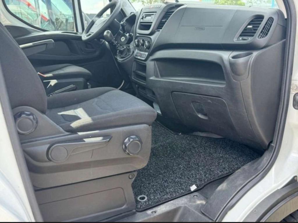 Iveco 35.140 Photo 3