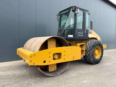 Caterpillar CS563E en vente par Smitma B.V.
