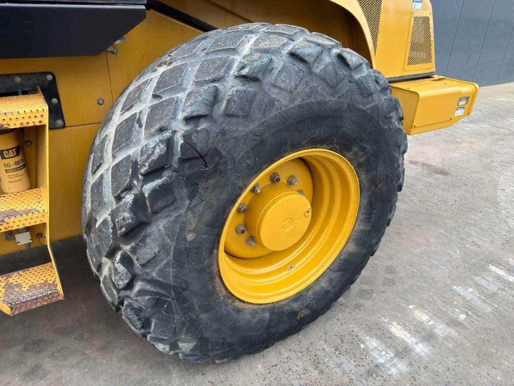 Caterpillar CS563E Photo 21