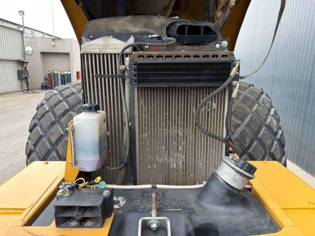 Caterpillar CS563E Photo 24