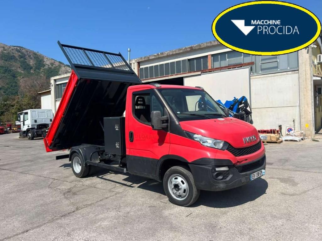 Iveco DAILY 35-130 Photo 1