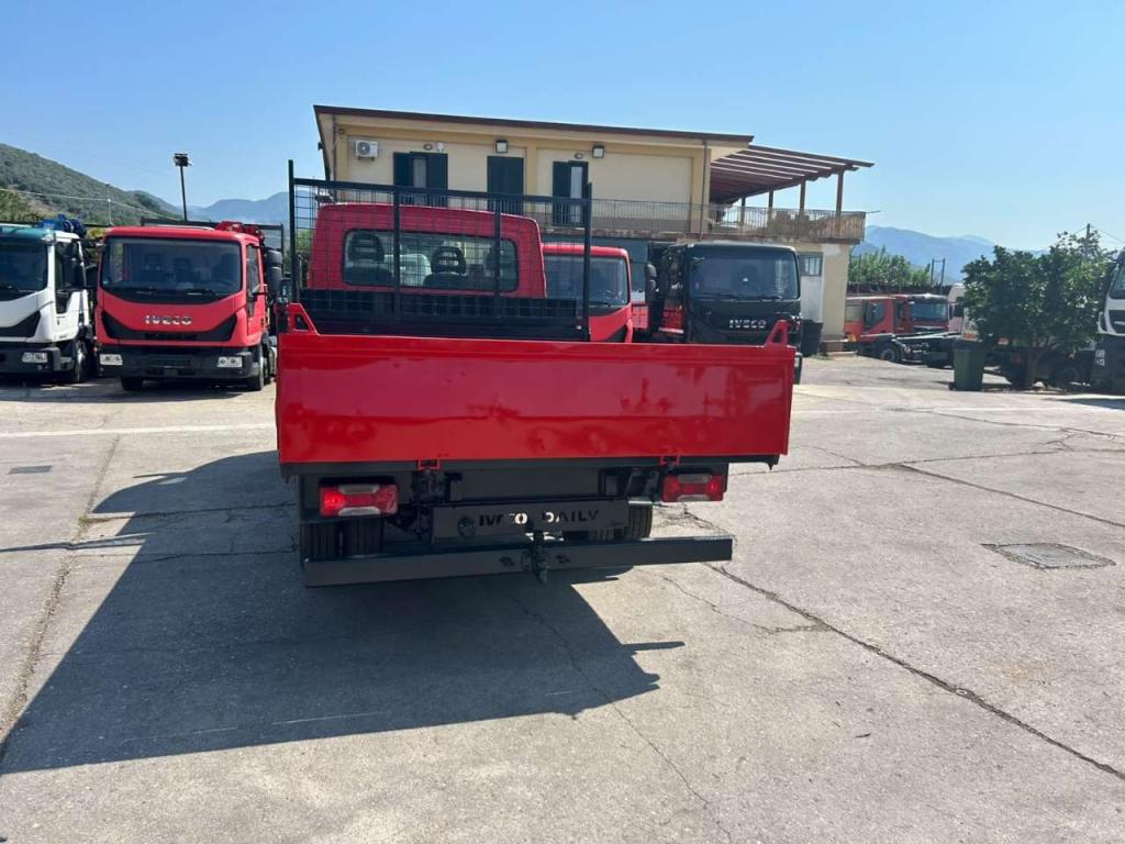 Iveco DAILY 35-130 Photo 9