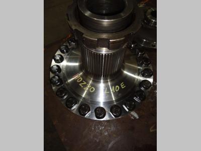 Moyeu de roue motrice pour Fiat Allis FL10E - FD10E en vente par OLM 90 Srl