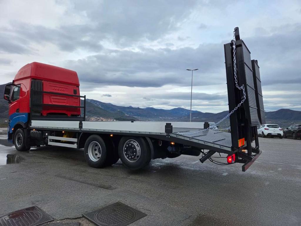 Iveco S-WAY AS260S48 Y Photo 15