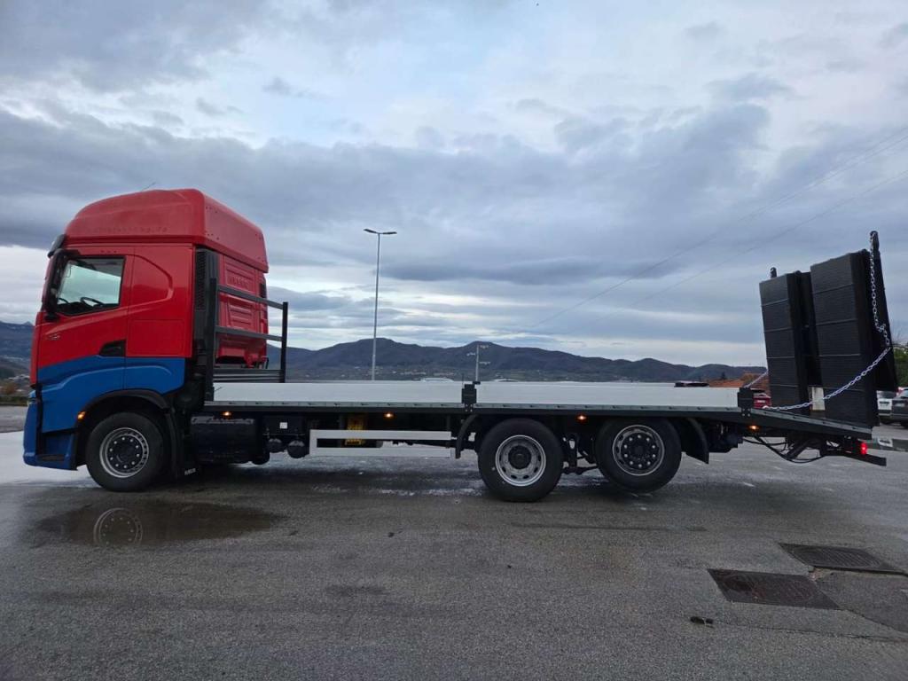 Iveco S-WAY AS260S48 Y Photo 9