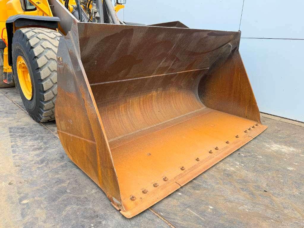 Volvo L180H - CDC / German Machine / Auto Greasing Photo 24