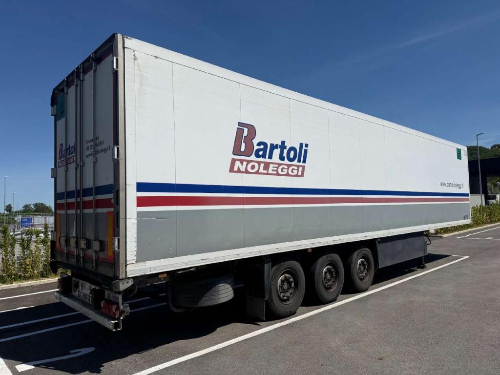 Schmitz FRIGO TRASPORTO CARNE Photo 2