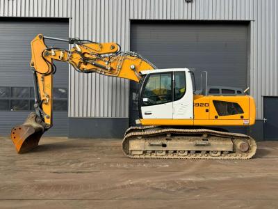 Liebherr R920LC en vente par Big Machinery