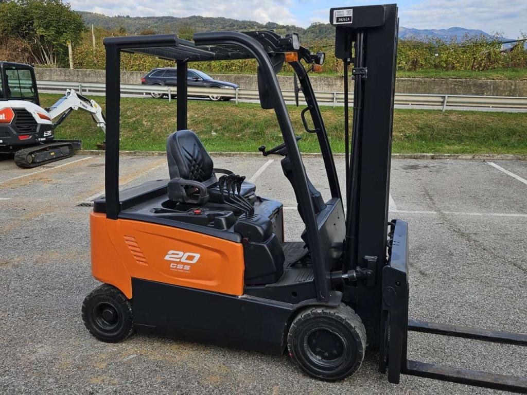Doosan B20X-7 Photo 1