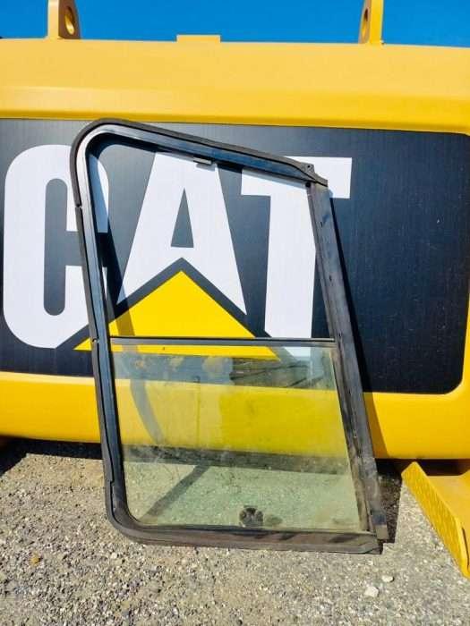Caterpillar Sinistro SX Photo 1