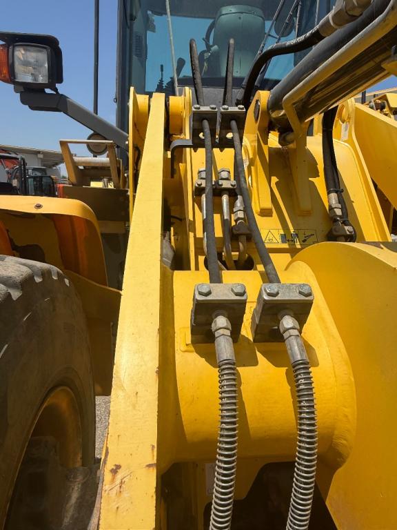 New Holland W130C Photo 12