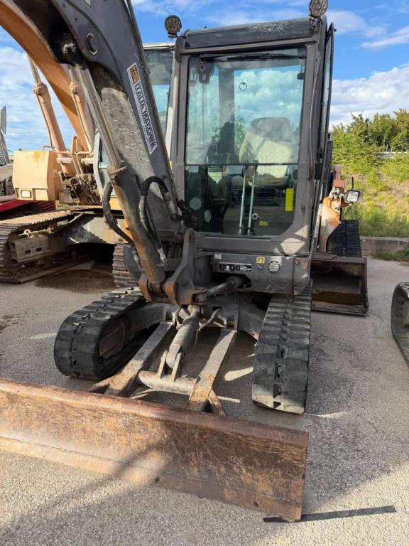 Volvo EC35C Photo 2