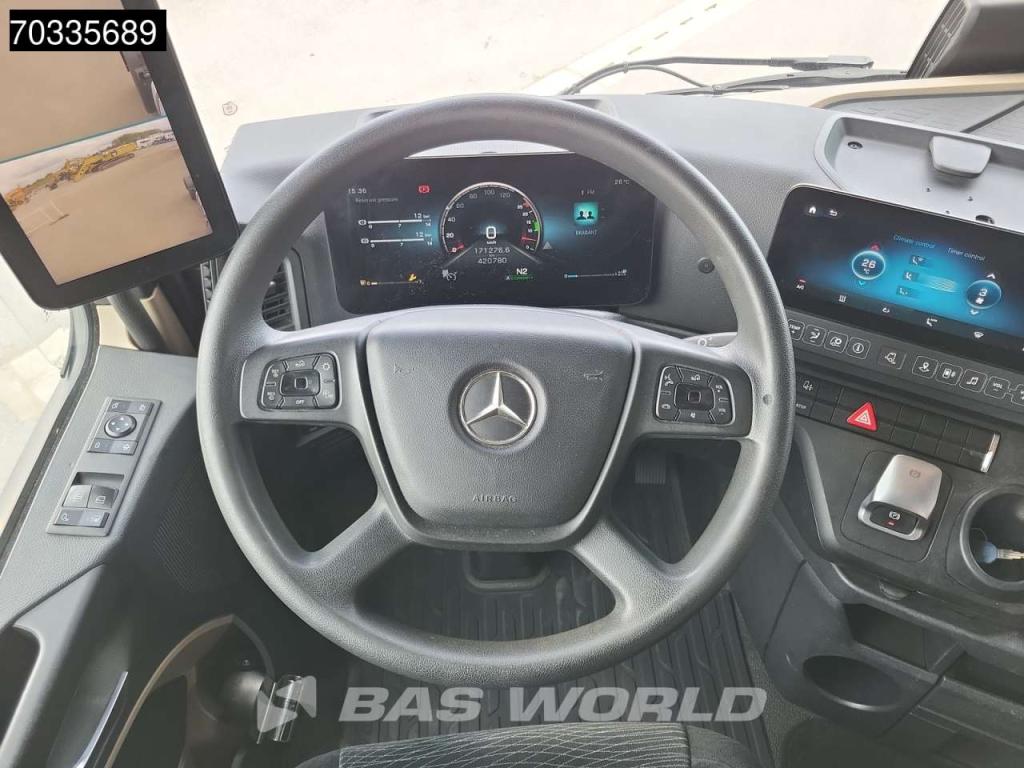 Mercedes-Benz Actros 1846 Actros 4X2 BigSpace Retarder Full-Air Standklima ACC Alcoa's Photo 29