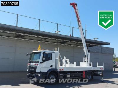 Man TGM 18.320 4X2 NEW! Centrama L2A4 Crane Hydraulic drilling installation Extra attachments en vente par BAS World B.V.
