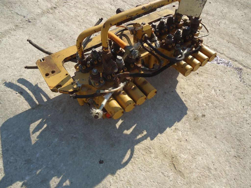 Distributeur hydraulique pour Fiat Allis FE28 Photo 2