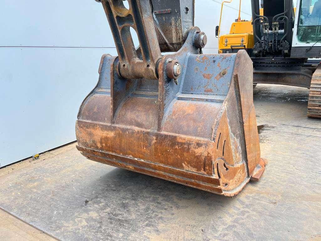 Volvo EC380DL - Automatic Greasing / Quick Coupler Photo 21