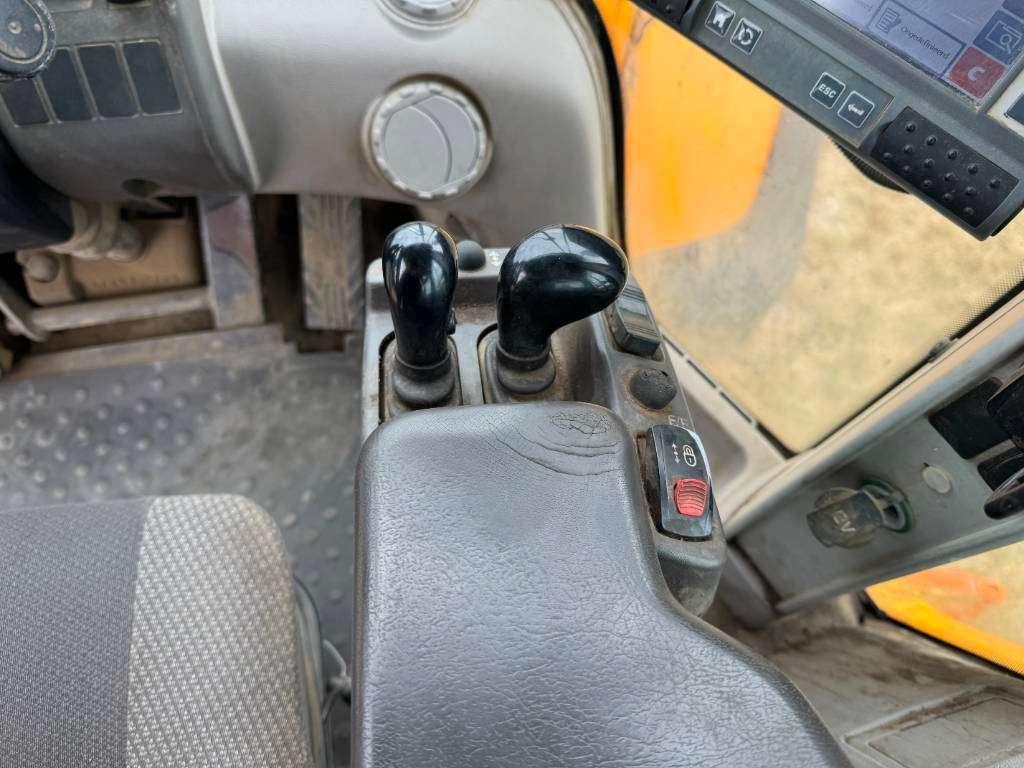 Volvo L150H - Quick Coupler / Pressurised Cabin Photo 8
