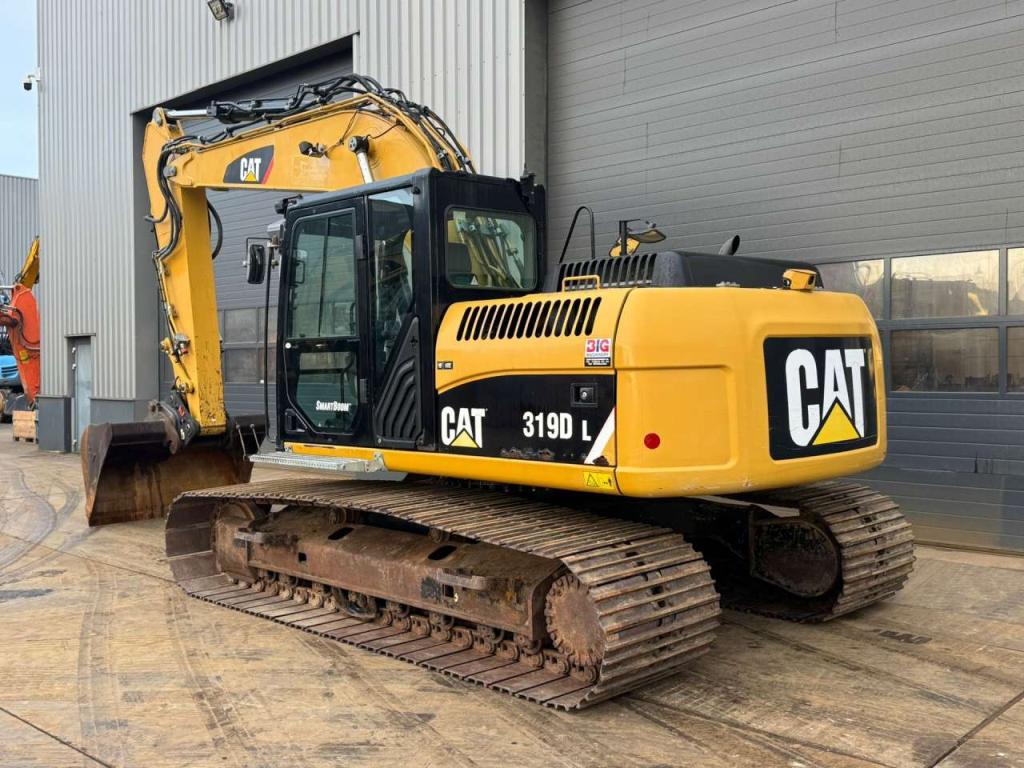 Caterpillar 319DL Photo 3
