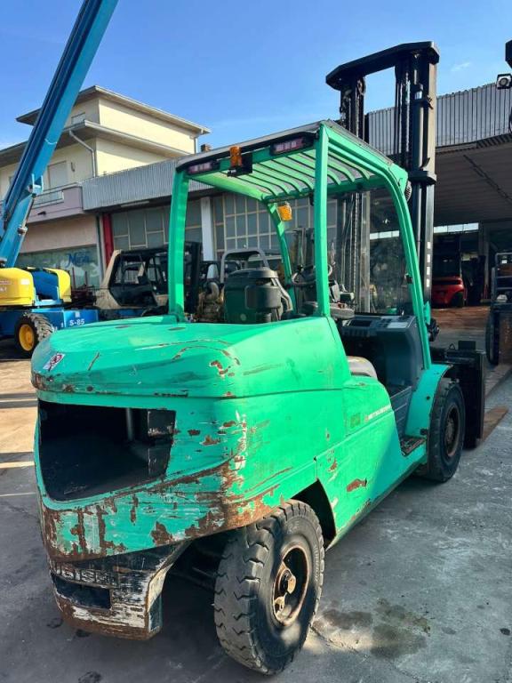 Mitsubishi FD55N Photo 5