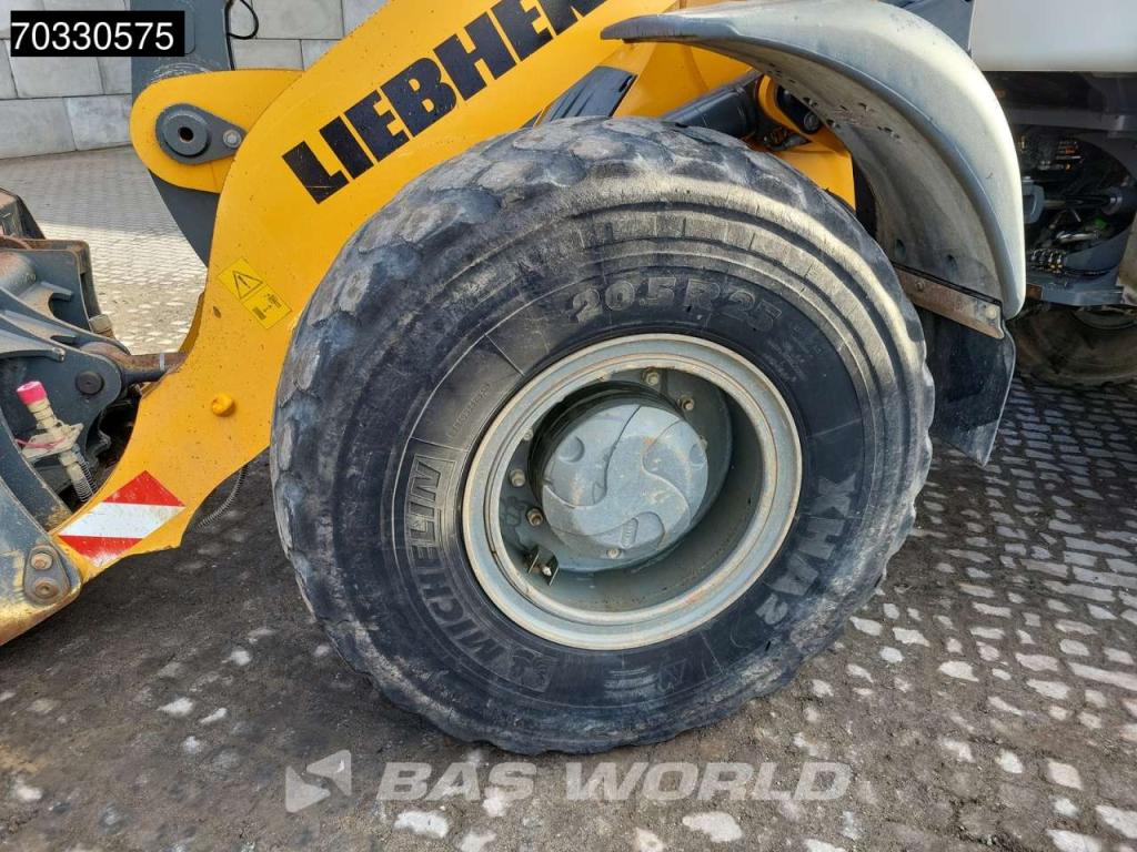 Liebherr L538 Quick Coupler Photo 30