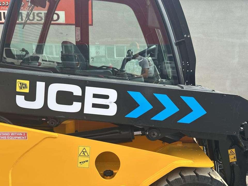 JCB 30-19E 4x2 Photo 8
