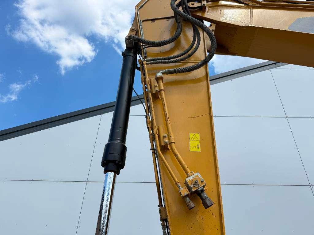 Caterpillar 320FL - New Bucket / Hammer Lines / Camera Photo 17