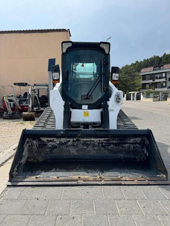 Bobcat T650 Photo 3